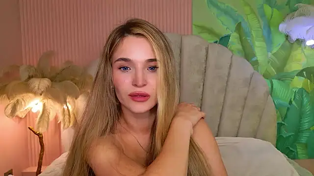 Lina_Sinerz webcam