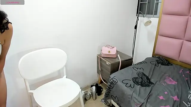 amy_luna webcam