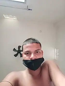 Rashi__75 webcam