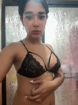 EmmaRoux_ Live Web Cam Show