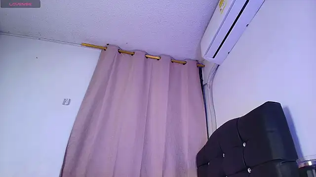 Mia_depp webcam