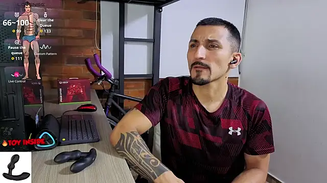 Marck_Muscle webcam