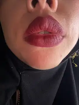 zahra_Jalid webcam