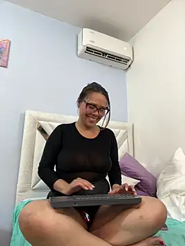 SophiaQueens webcam