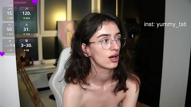 YummyTati webcam