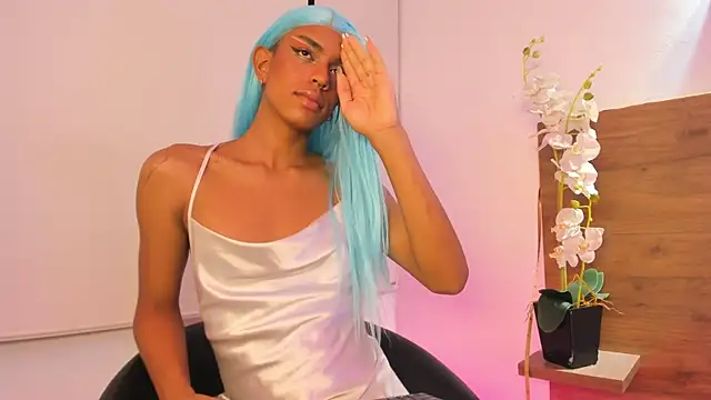 ISABELLA-SCOTT webcam
