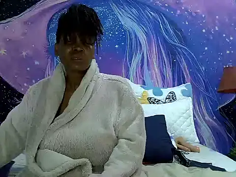 BlackBeautyJuXx webcam
