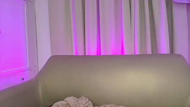 lady_danbury1 webcam
