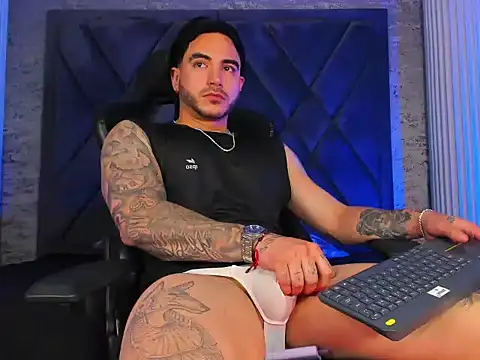 DanteDonovan_ webcam