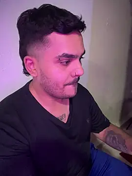 LatinBearX webcam