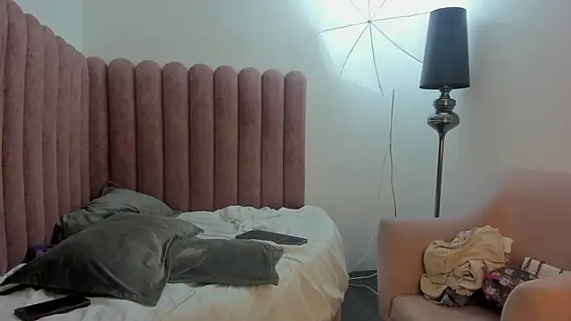 KittyKiss_ webcam