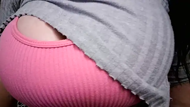AnnyelinnaLove webcam