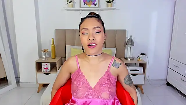 Zoe_Gruber webcam