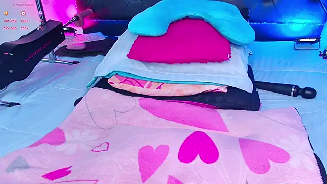 Adriana-55 webcam