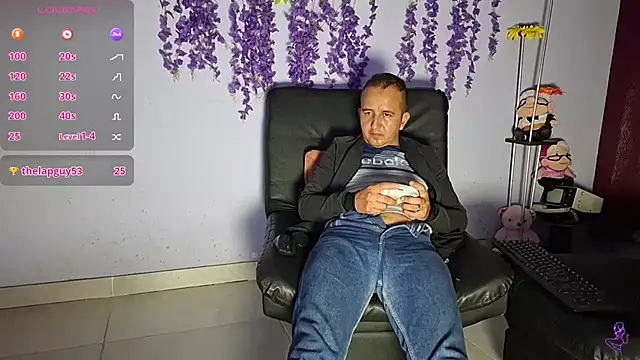GreisyAndHazzan webcam