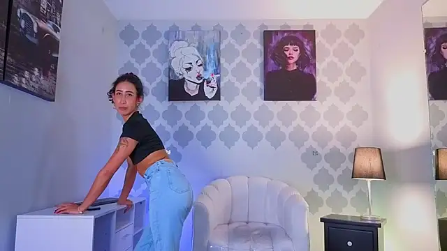 GabyPetit webcam