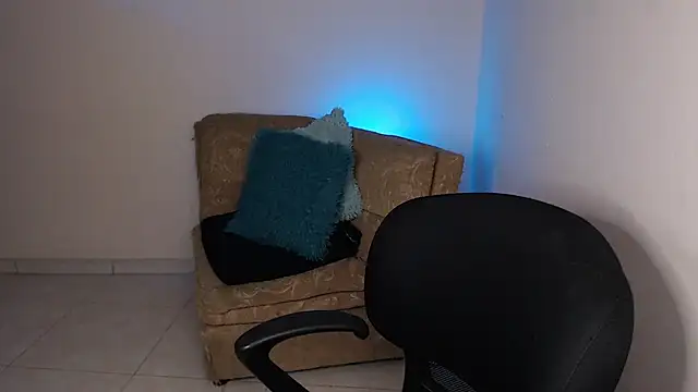 iam_emy webcam