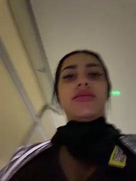 AlannaEvons webcam