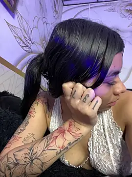 eimmy__skinny webcam