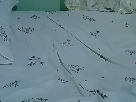 Prettybootty webcam