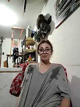 NeedyNina webcam