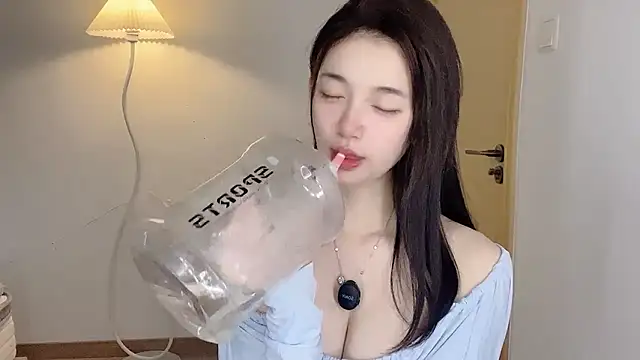Annie-3 webcam