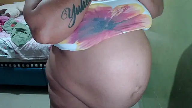 yulieth_bbw webcam