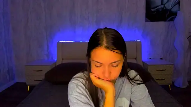 AlexaBarkley webcam