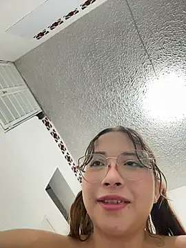 AliciaWhite_nt webcam
