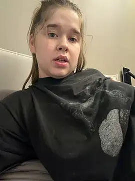 HornyGirlH