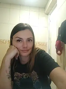 KrissSexi live cam on StripChat