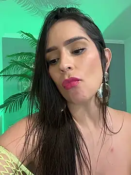 Mau_White webcam