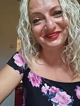 LadyTouch webcam
