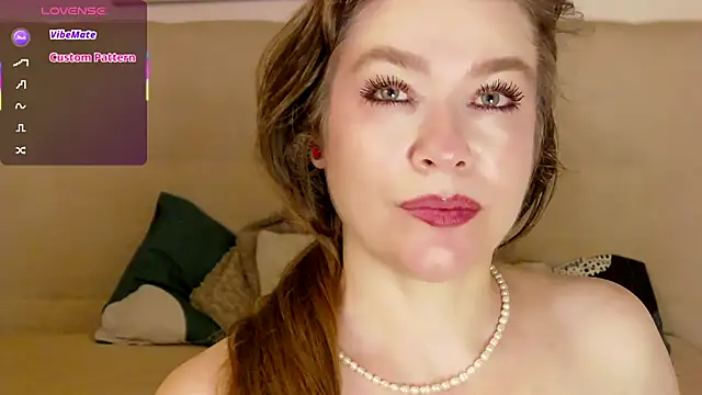 PetersEmily webcam