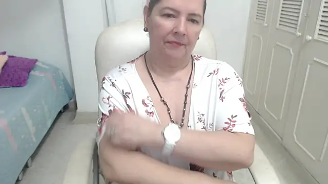 leonela_69 webcam