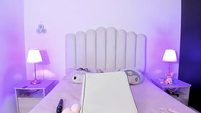 SofieBunnie live cam on StripChat