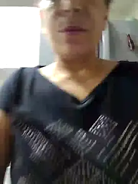 Scarlet_curly8a webcam