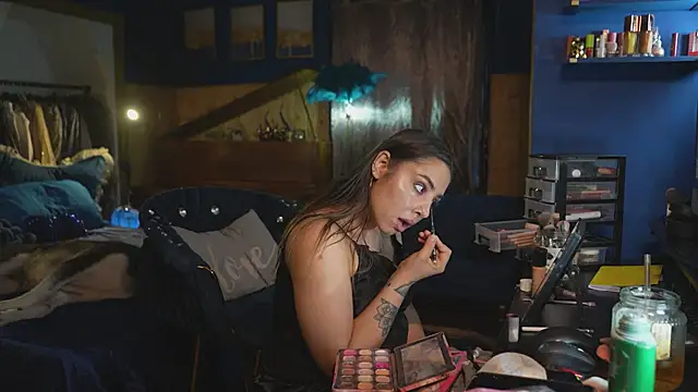 VanessaDoyle webcam