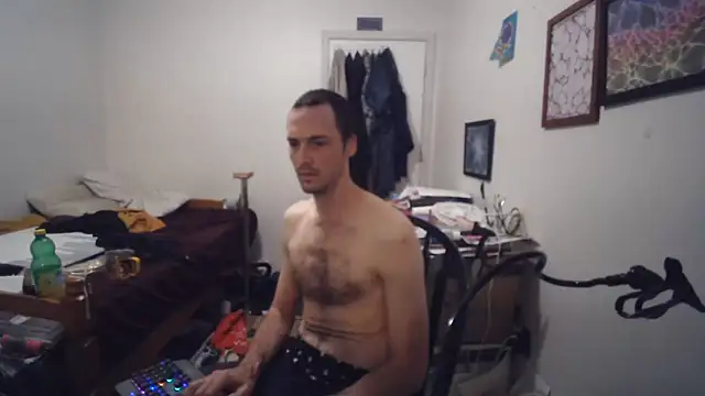 johnnymoves - JohnnyMoves's free webcam - UK Sex Cams