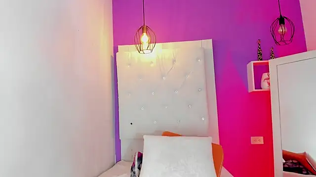 Skarleth_sexy69 live cam on StripChat