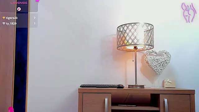 tenny_shy webcam