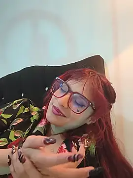 RedMeloddy live cam on StripChat