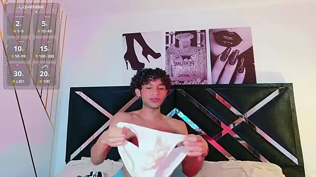 Aaron_Wiinter webcam
