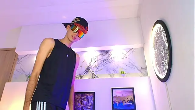 KING_BOYS2026 webcam