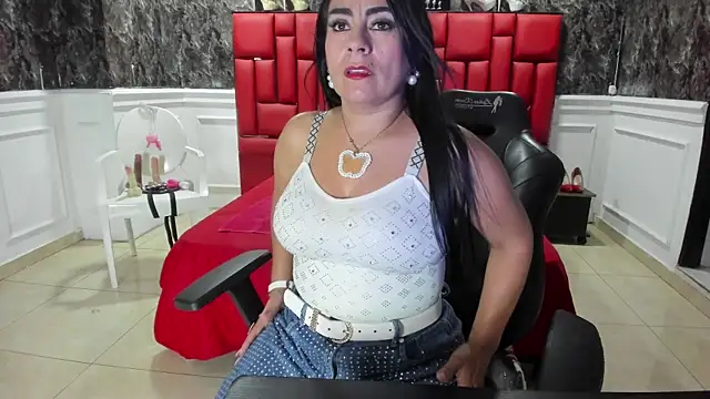 Imyourdirtymilf webcam