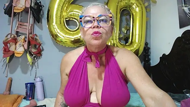 thalia_tits webcam