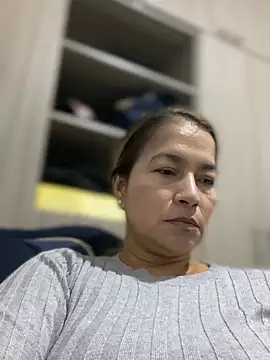 Jlo_69 webcam