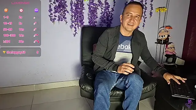 GreisyAndHazzan live sex cam
