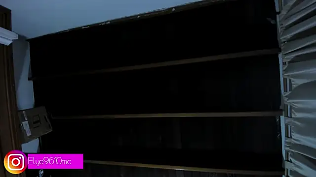 ellie_mcdonald webcam
