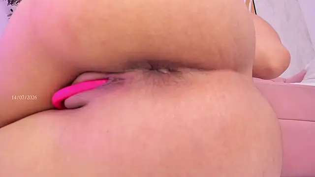 krissi_latore - Krissi_latore's free webcam - UK Sex Cams